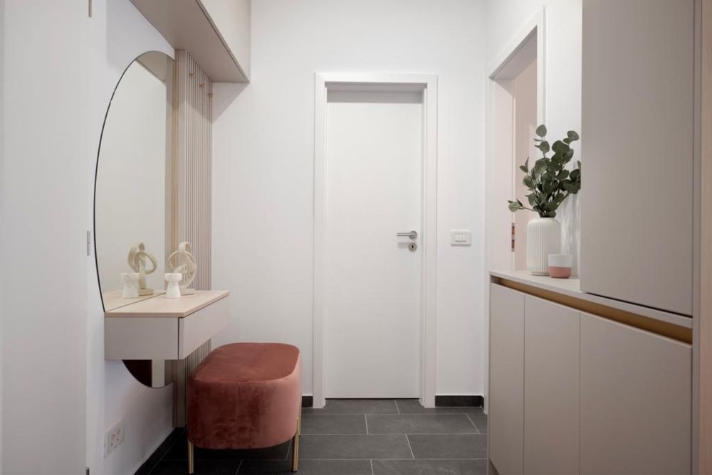 PROPRIETAR inchirierez un apartament de lux cu 2 camere