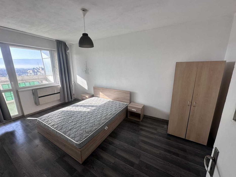 Тристаен апартамент в Каменица 1