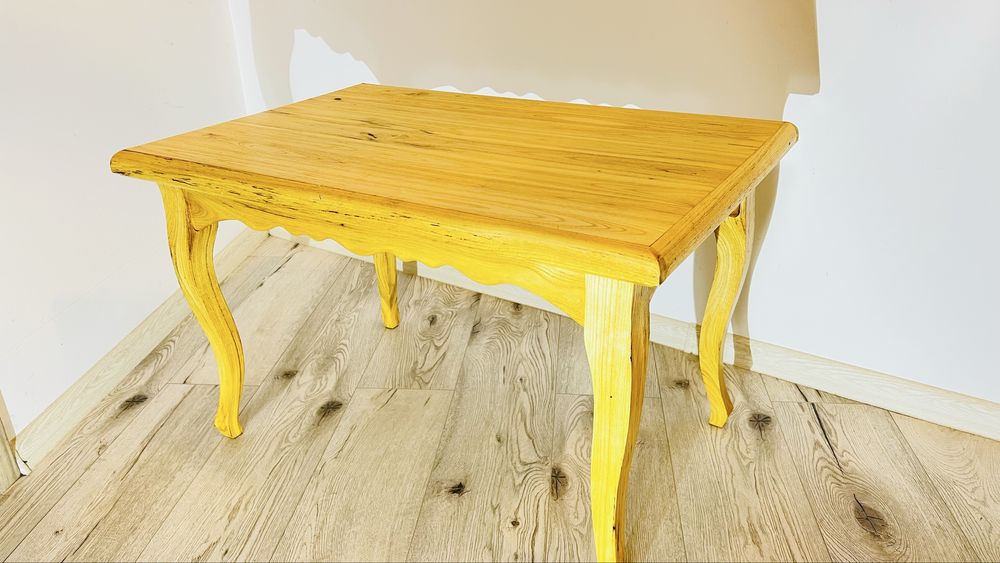 Masuta cafea noua din lemn masiv de pin facuta de un mester artizanal