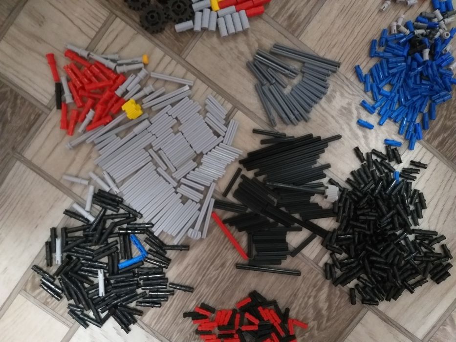 Детали от Lego разные