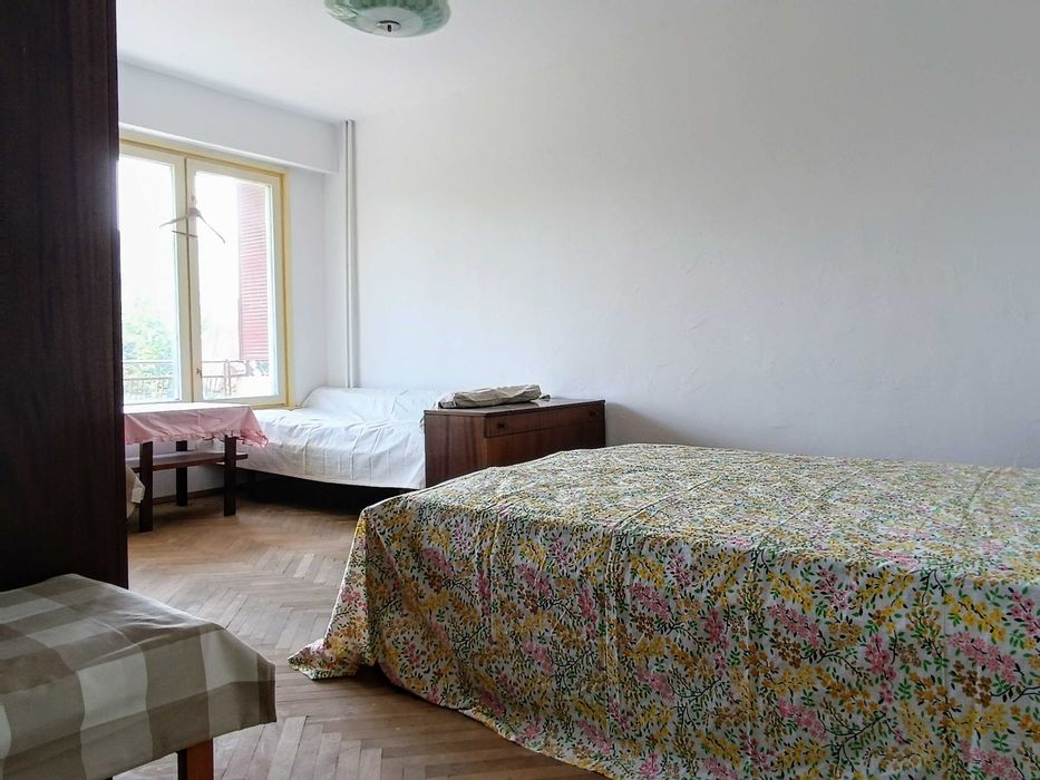 Дава се под наем Тристаен апартамент в Варна, Център - 61 кв.м за 382.5 € - Снимка #4