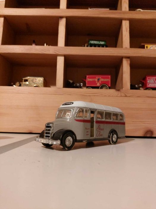 Макети на автобуси