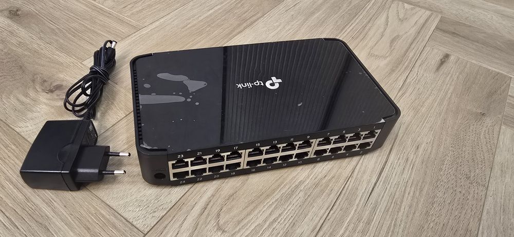 Свич, коммутатор TP-link