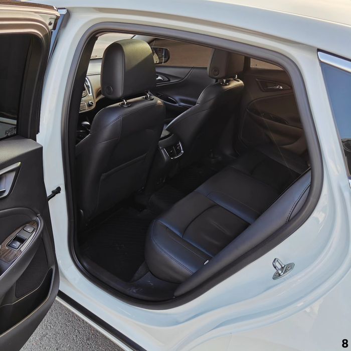 Chevrolet Malibu Premier, 2021, в идеальном состоянии