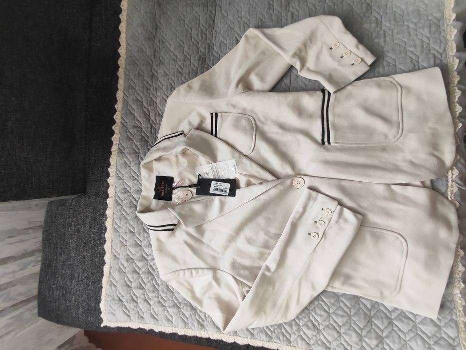 Продам костюм, женский