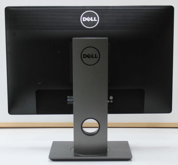 Монитор Dell P2213 22''
