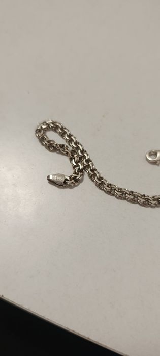 Сребърна гривна отлична