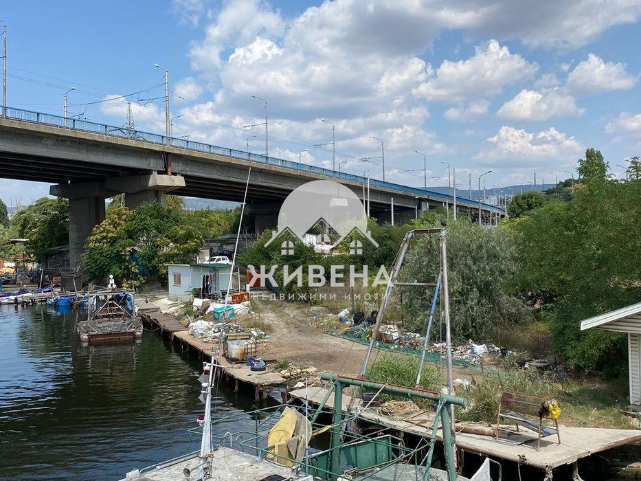 Продава се Парцел в Варна, Пристанище Варна - 2741 кв.м за 113 €/кв.м - Снимка #1