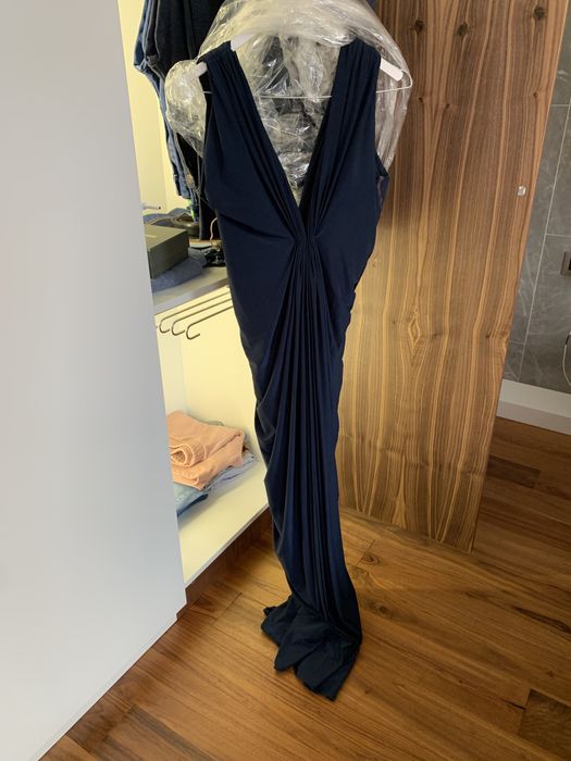 Официaлнa рокля без размер