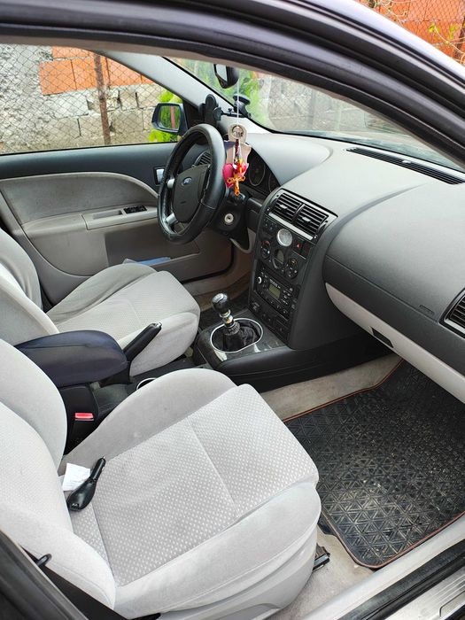 Ford mondeo mk3 2001