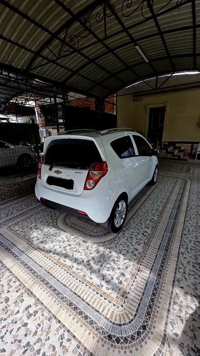 Spark 4-pazisa 2500$ Navarotlar qilingan