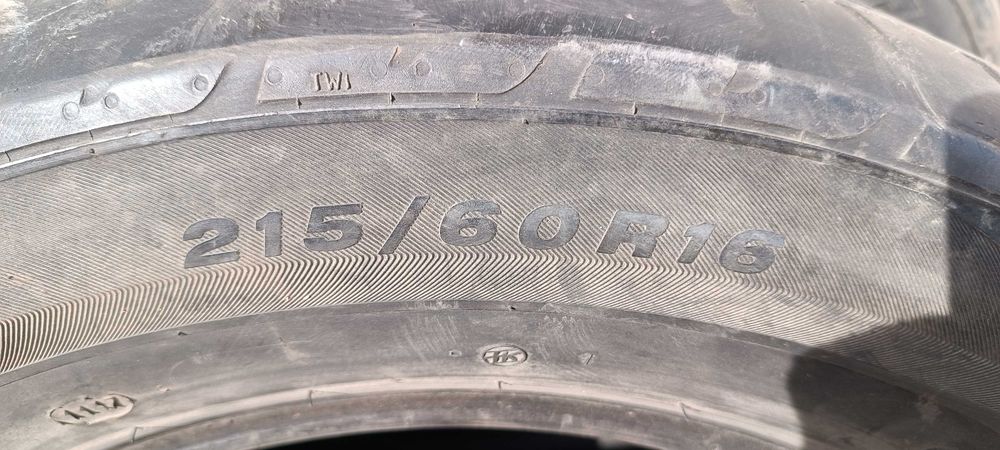 Автошина на 16 дюйм.