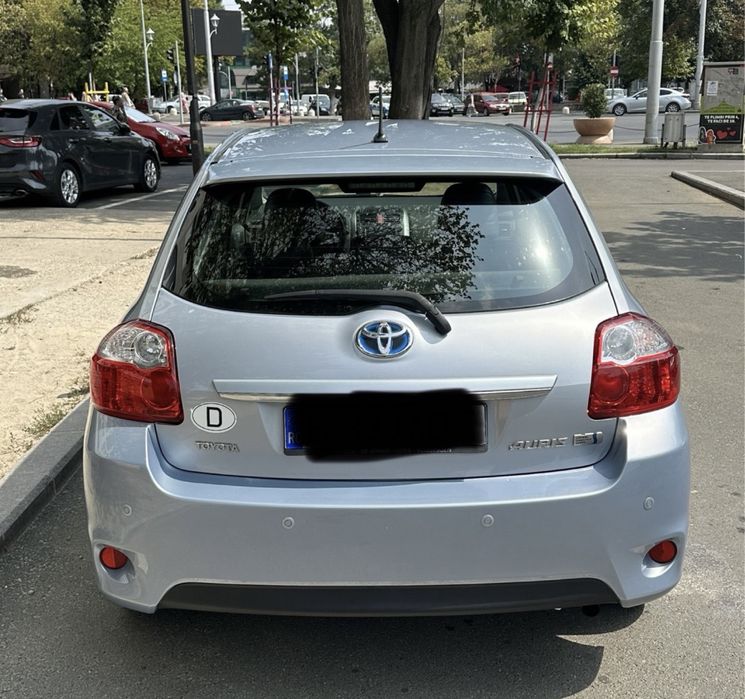 Inchiriez  toyota AURIS , HYBRID! Uber/Bolt