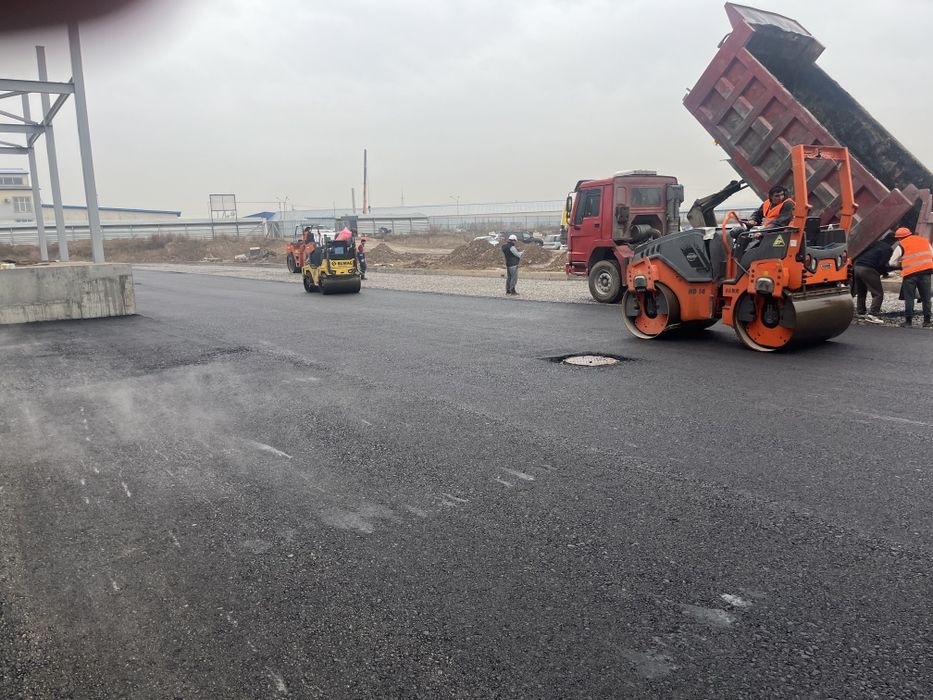 Укладка асфальта.дорожные работы