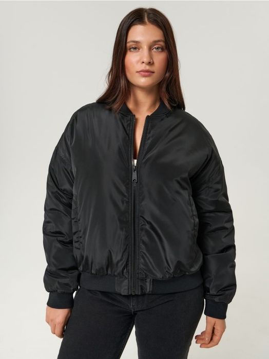 Черно яке бомбър