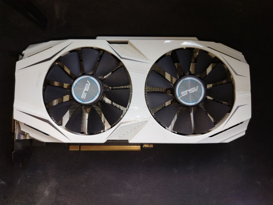 GTX 1070 ASUS Dual oc