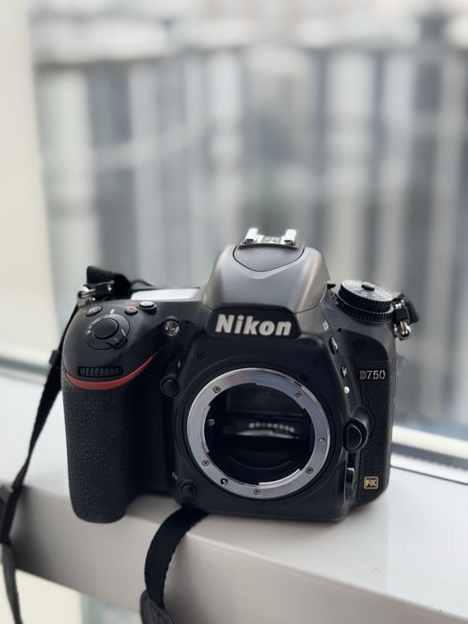 Фотоаппарат Nikon D750