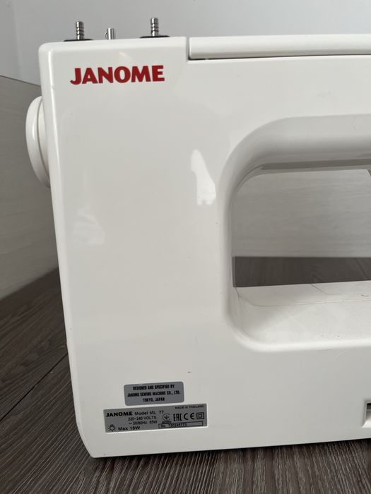 Швейная машина Janome ML 77