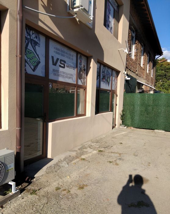 Продава се Магазин в Дупница - 62 кв.м за 1049 €/кв.м - Снимка #2