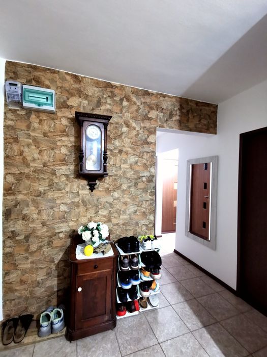 Vand apartament 3 camere, et 1