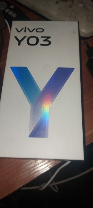 Продам телефон vivo Y03