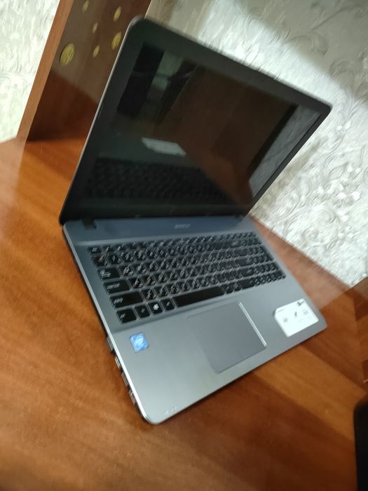 Notbuk sotiladi arzon narxda