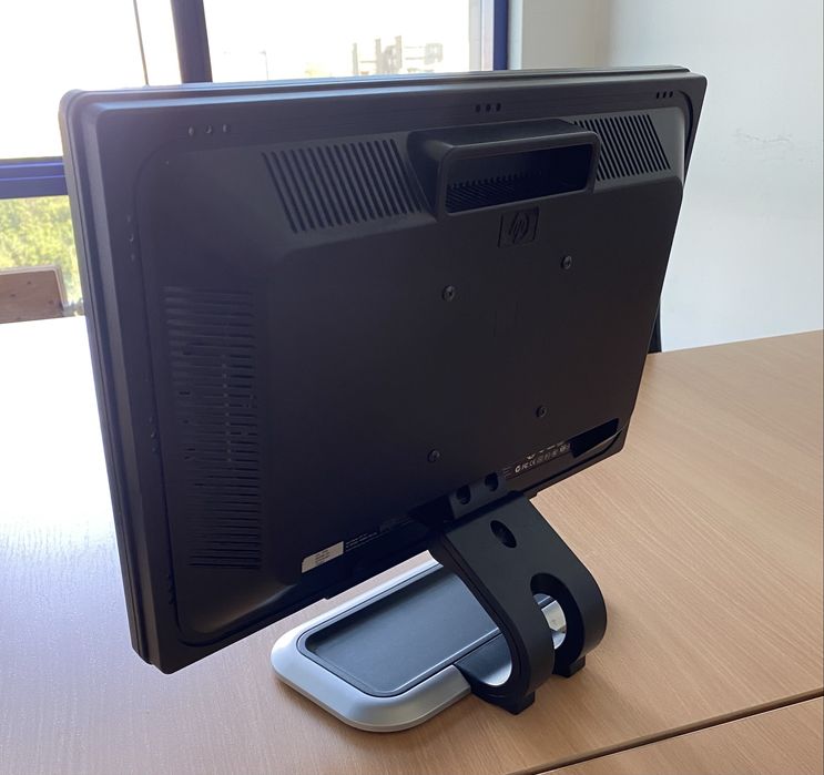 Монитор HP L1908w