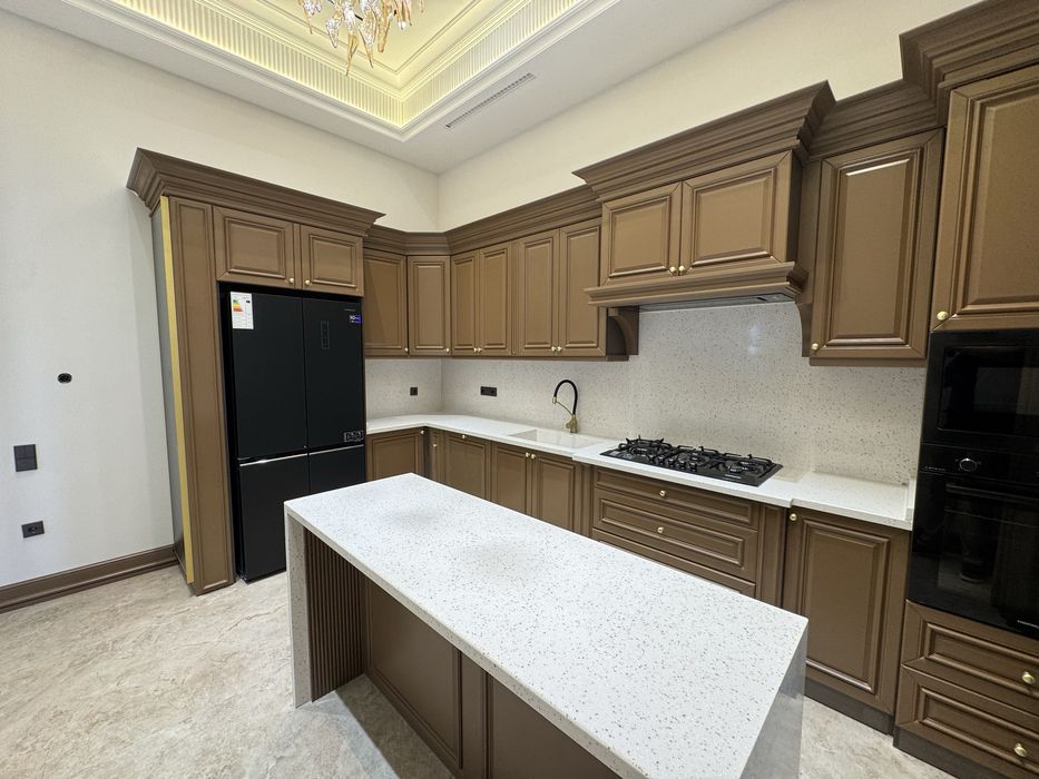Срочно! Дом 300м² 2 сотки Циолковский 2+подвал
