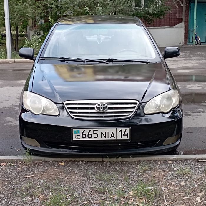 Китаец, аналог Тойоты Королы.