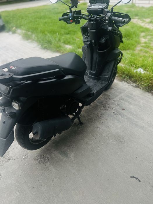 Skuter GST tank.