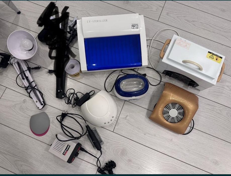 Для маникюра  350$