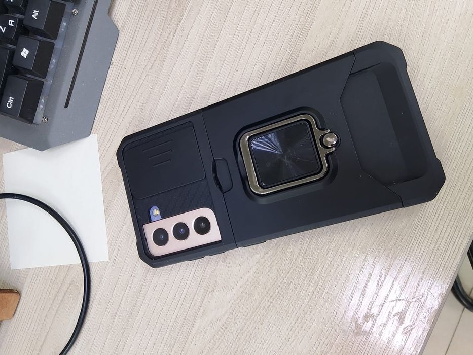 Срочно продам Samsung S21 5G