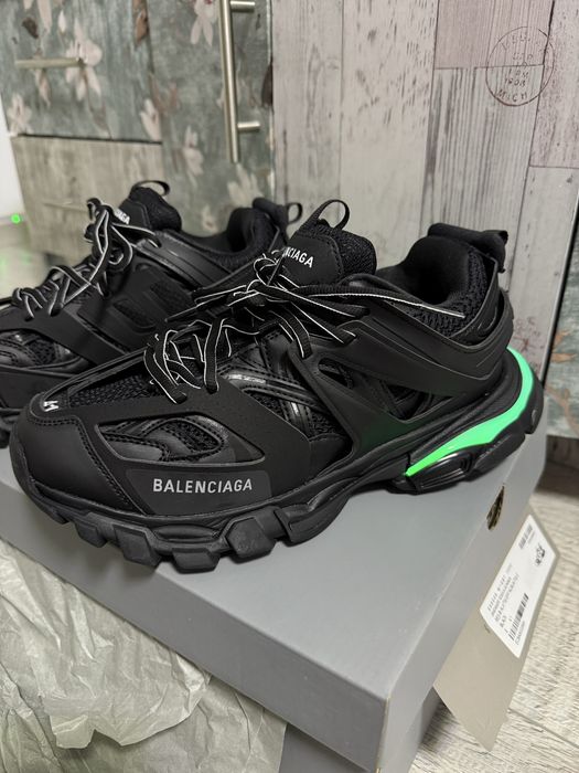 Adidasi Track cu Led