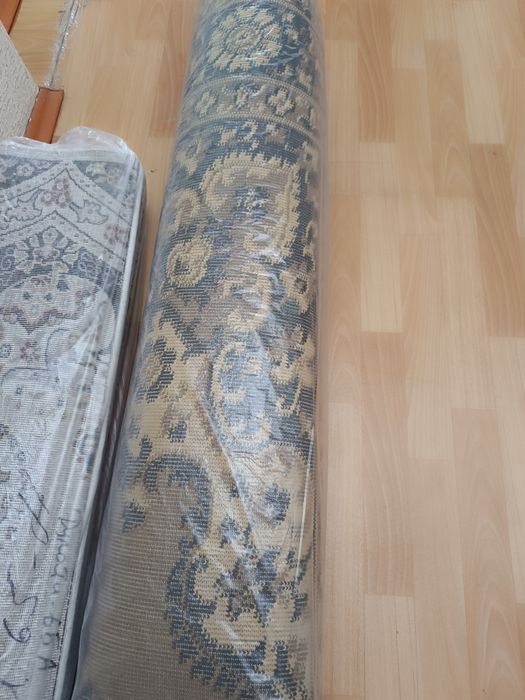 Продаю 2 ковра после Мойки бу