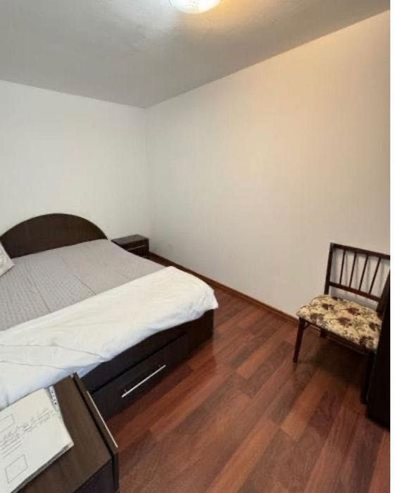 Închiriez apartament