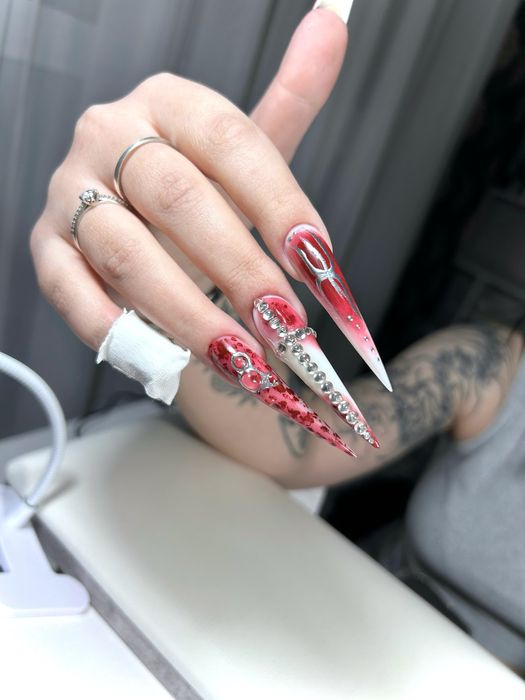 Наращивание ногтей