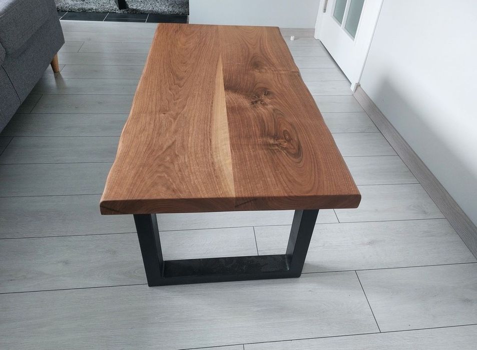 Холна маса от масив орех различни модели