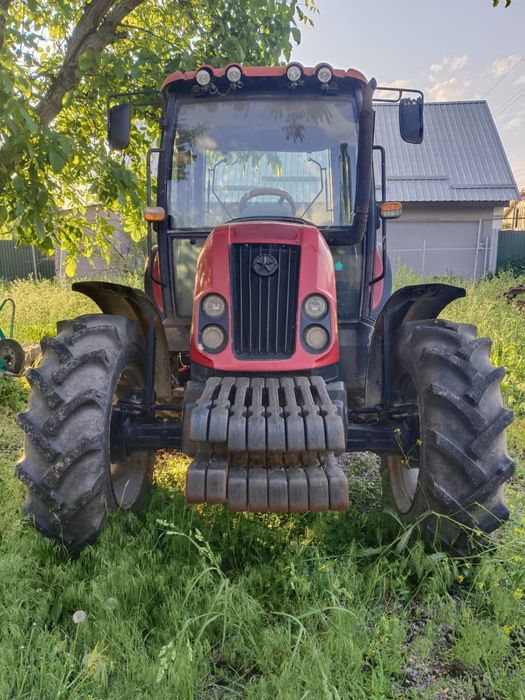 продам трактор Тумосан
