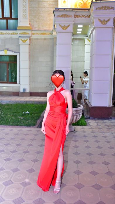 Вечернее платье