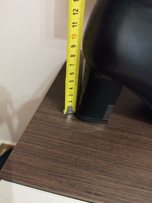 Дамски официални боти