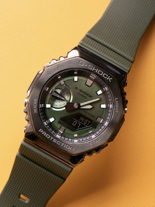 Продам часы Casio G-Shock GM2100B
