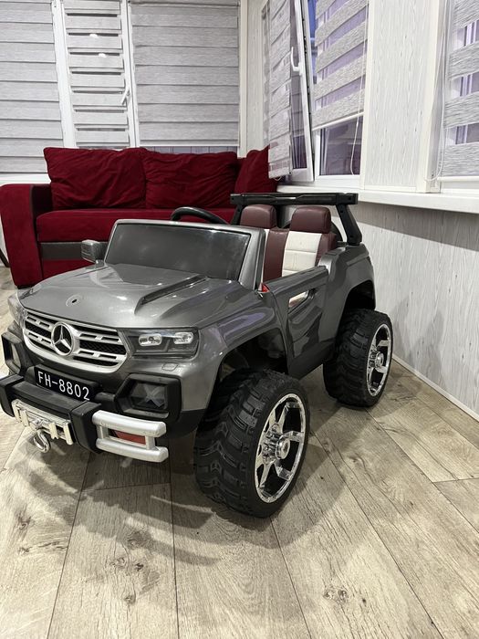 Продам детскую машину