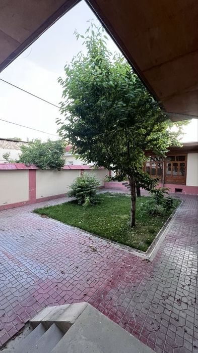 Arenda Olmazor Abdulla Nabiyev sagbon hovli ijaraga 2 sanuzel 

6/1/1
