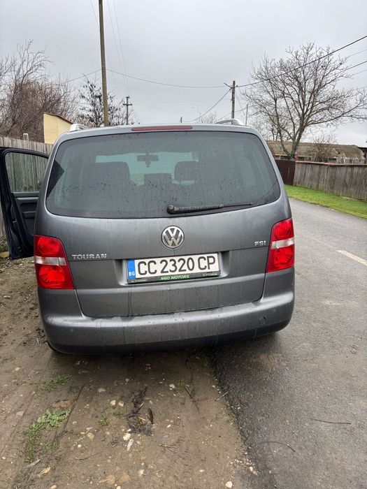 Touran 1.6 fsi 6 trepte 7 locuri