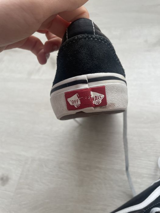 papuci vans marimea 34.5