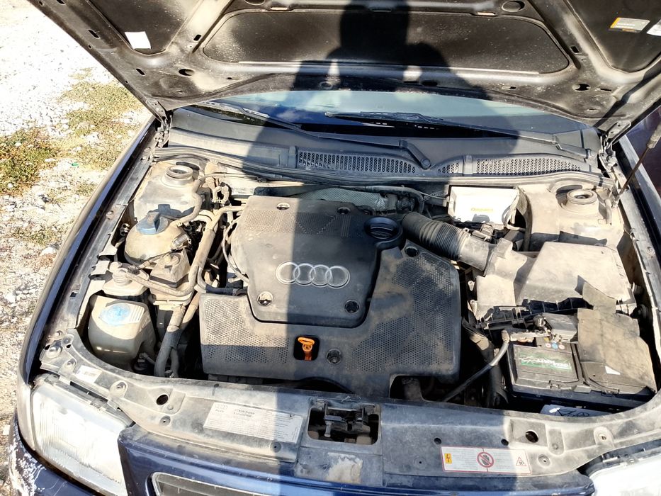 Продава се Volkswagen Audi A3 1.6 бензин на части