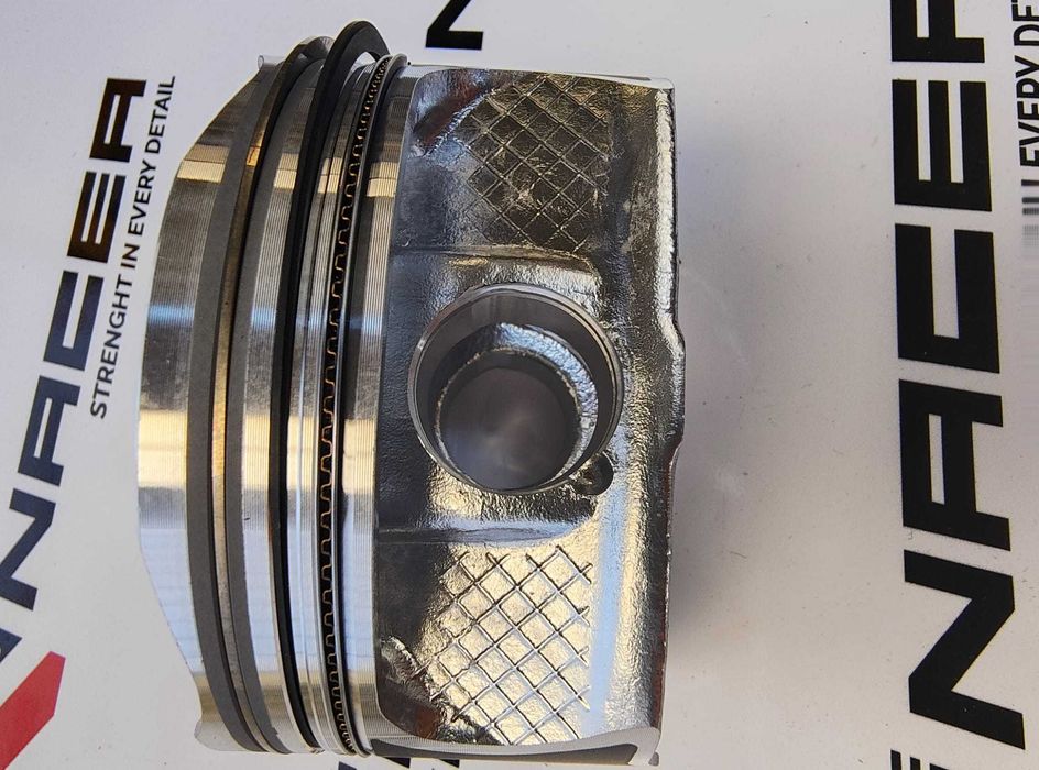 Бутало за Lexus Toyota 5.7 3UR 13101-0S011