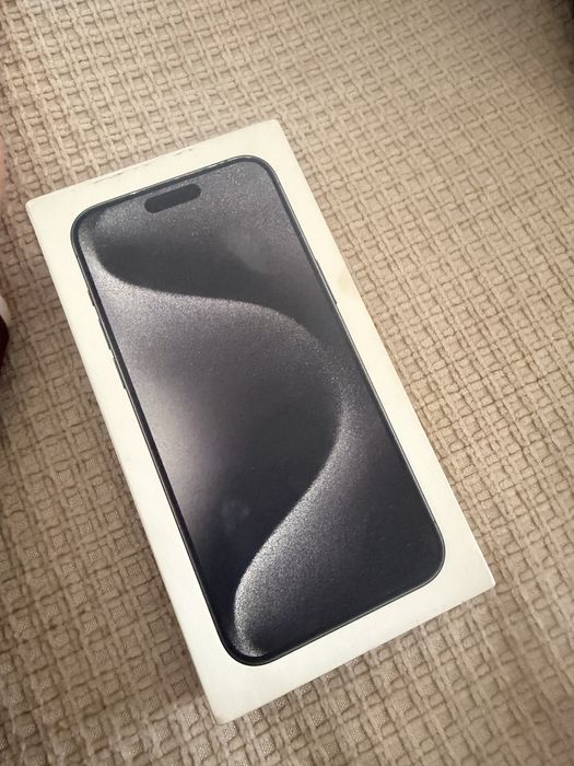 Продам айфон 15 про макс