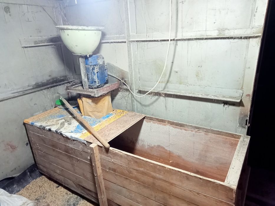 Продам подсобное хозяйство рядом с городом