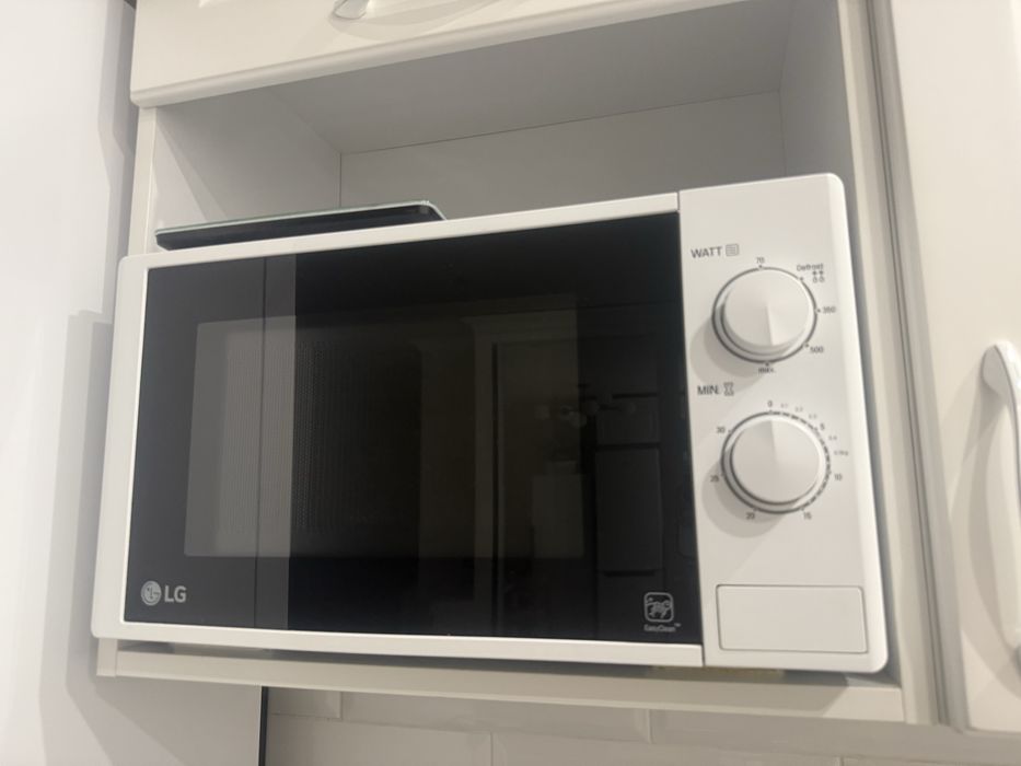 Микроволновая печь